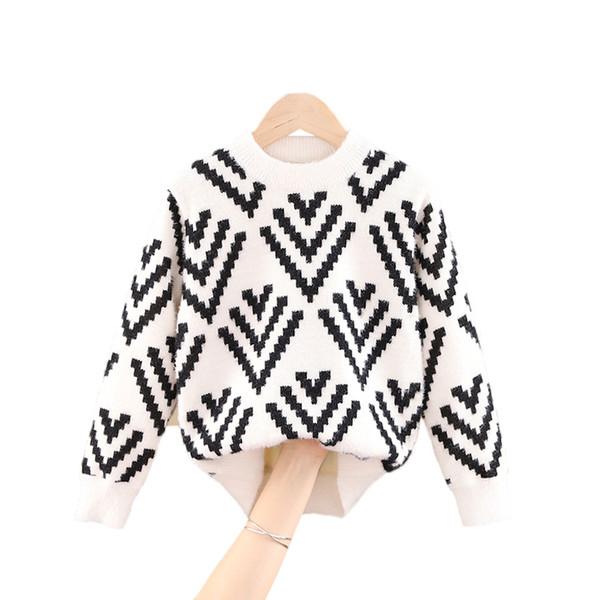 Stílusos gyerekpulóver lányoknak ovális nyakkivágással