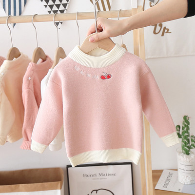 Παιδικό πουλόβερ με κέντημα και οβάλ ντεκολτέ