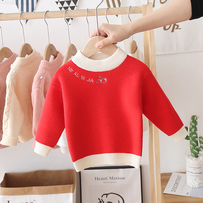 Παιδικό πουλόβερ με κέντημα και οβάλ ντεκολτέ