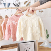 Gyermek téli pulóver szalaggal és ovális nyakkivágással, alkalmas lányoknak