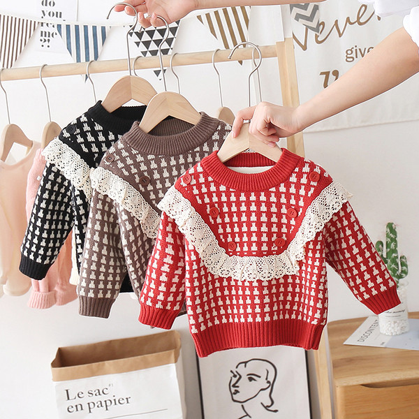 Modern gyerek pulóver lányoknak ovális nyakkivágással és csipkével