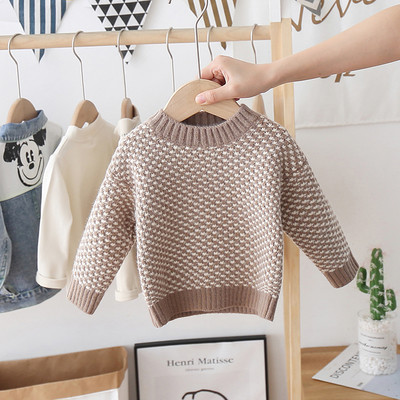 Kötött gyerekpulóver kerek nyakkivágással, lányoknak megfelelő