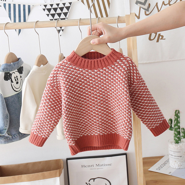 Kötött gyerekpulóver kerek nyakkivágással, lányoknak megfelelő