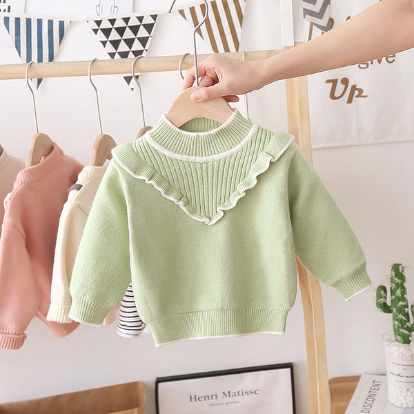 Alkalmi gyerekpulóver lányoknak ovális nyakkivágással és fürtökkel