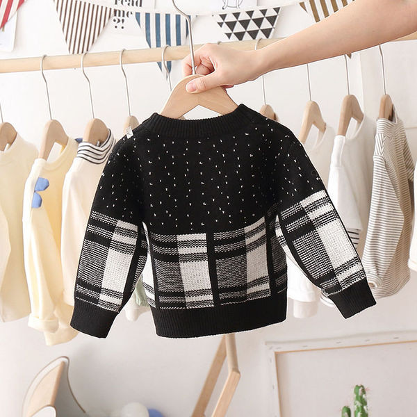 Alkalmi gyerekpulóver ovális nyakkivágással, fekete színben