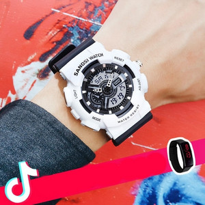 Водоустойчив спортен електронен часовник подходящ за мъже