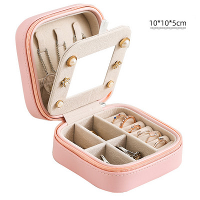 Rotaslietu uzglabāšanas kaste - gredzeni, auskari, rokassprādzes, saktas