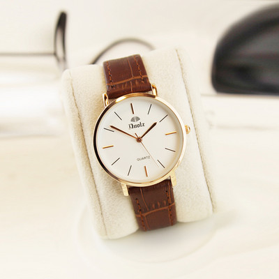 Kasdienis vyriškas laikrodis su apvaliu odiniu dirželiu