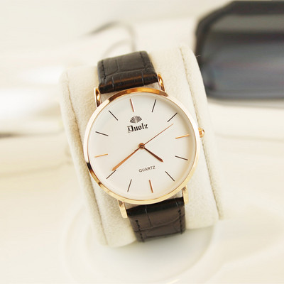 Kasdienis vyriškas laikrodis su apvaliu odiniu dirželiu