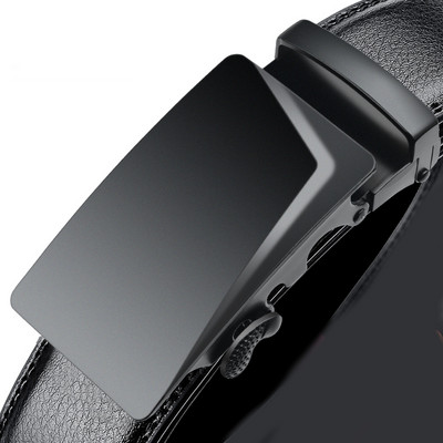 Кожен мъжки колан в черен цвят с метална катарама