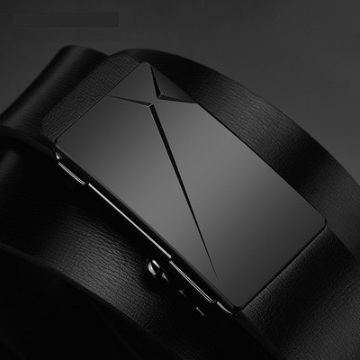 Модерен мъжки колан от еко кожа с различни катарами