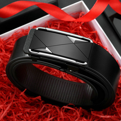 Модерен мъжки колан от еко кожа с различни катарами