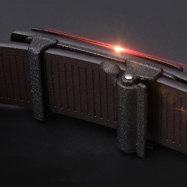 Модерен мъжки колан от еко кожа с различни катарами