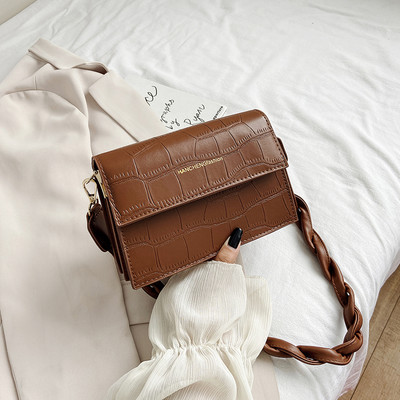 Дамска модерна чанта от еко кожа с къса и дълга дръжка