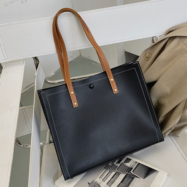 Ежедневна дамска кожена чанта в квадратна форма с две дръжки