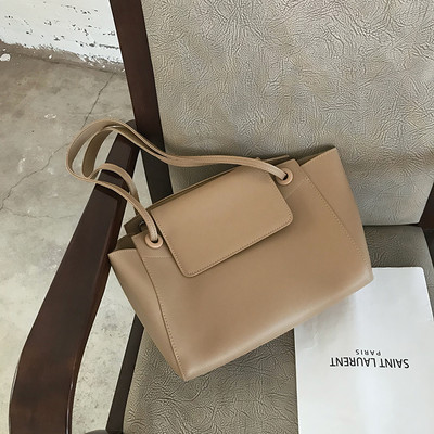 Кожена дамска чанта с две дръжки от еко кожа в пет цвята