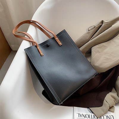 Ежедневна дамска чанта от еко кожа в два размера