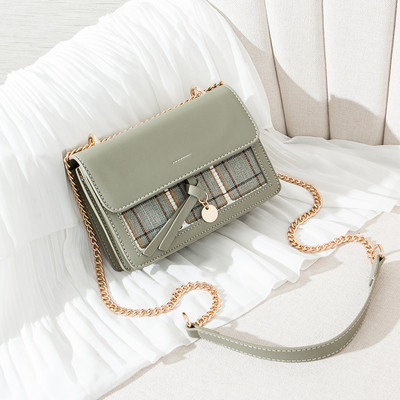 Модерна дамска чанта с дълга дръжка в два модела