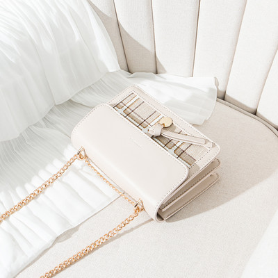 Модерна дамска чанта с дълга дръжка в два модела