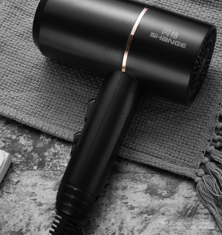 Високомощен сешоар с топъл и студен въздух