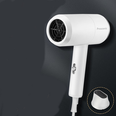 Сешоар с отрицателни йони и 1600W мощност в бял цвят