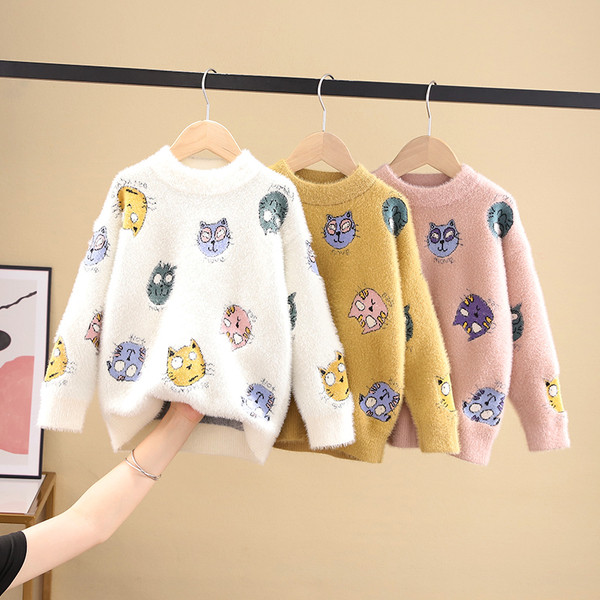 Актуален детски пуловер за момичета с овално деколте в няколко модела