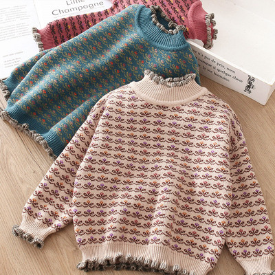 Μοντέρνο παιδικό πουλόβερ για κορίτσια με ψηλό κολάρο και μοτίβο