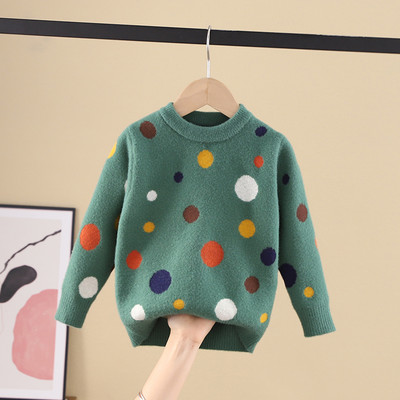 Ежедневен детски пуловер на точки в бял и зелен цвят