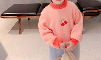 Ежедневен детски пуловер за момичета с бродерия в два модела