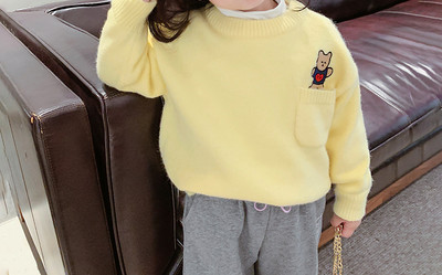 Ежедневен детски пуловер за момичета с бродерия в два модела