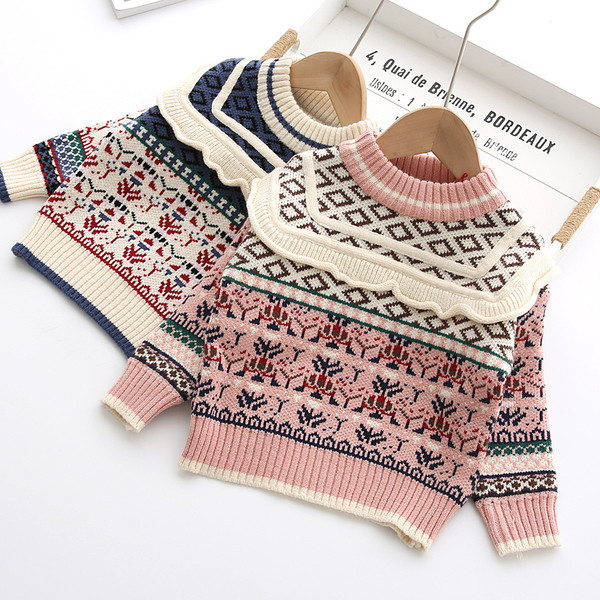 Нов модел зимен детски пуловер за момичета с овално деколте