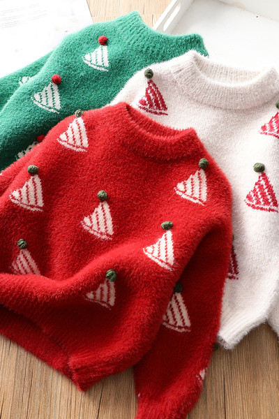 Ежедневен детски коледен пуловер с овално деколте 