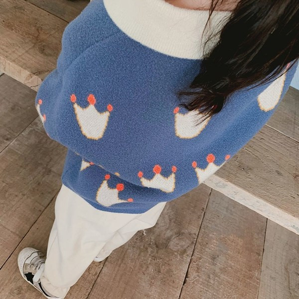 Зимен пуловер за момичета в няколко цвята с класическа яка