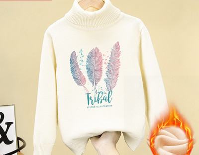 Детски пуловер за момичета с висока яка и различни апликации