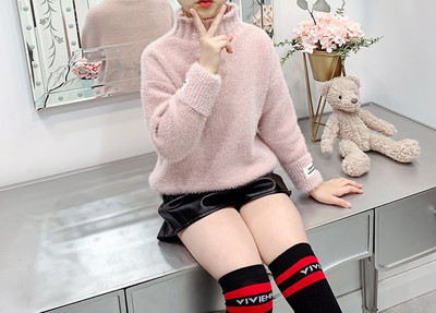 Детски мек пуловер за момичета с висока яка