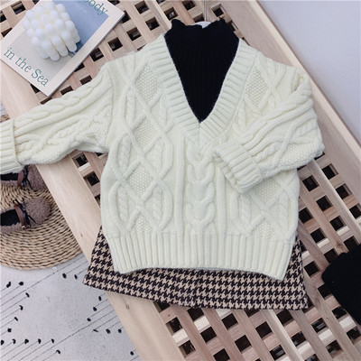 Нов модел детски плетен пуловер в три цвята