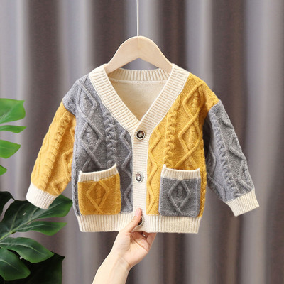 Дебел детски пуловер или жилетка за момичета