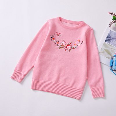 Детски ежедневен пуловер от тънко плетиво с бродерия в розов и червен цвят