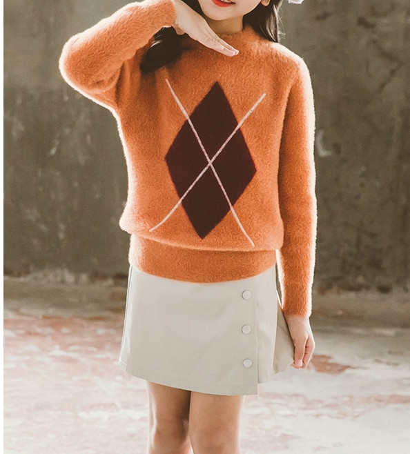 Dječja ležerna vesta s ovalnim izrezom smeđe boje