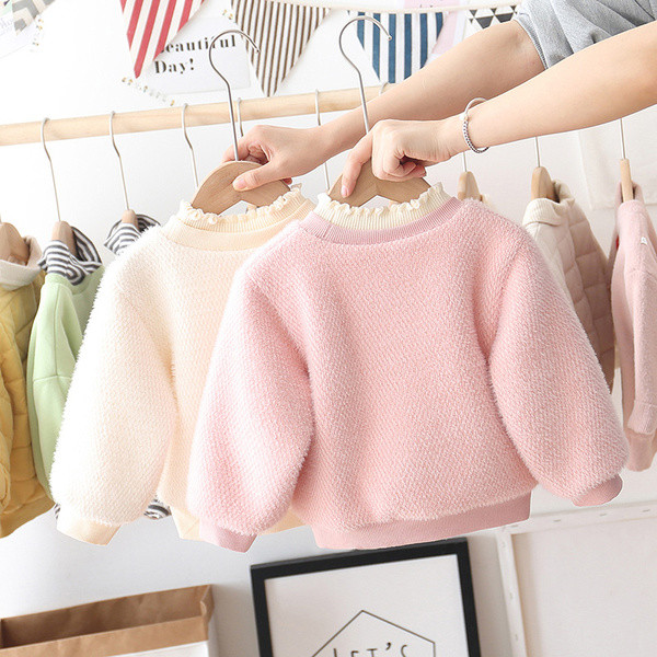 Punasti dječji pulover za djevojčice s vezom - nekoliko modela