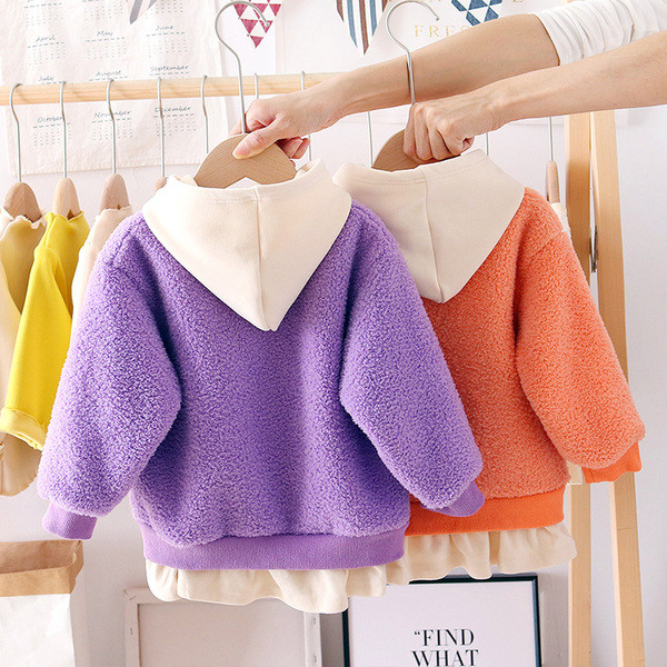 Aktualna dječja dukserica za djevojčice sa kapuljačom