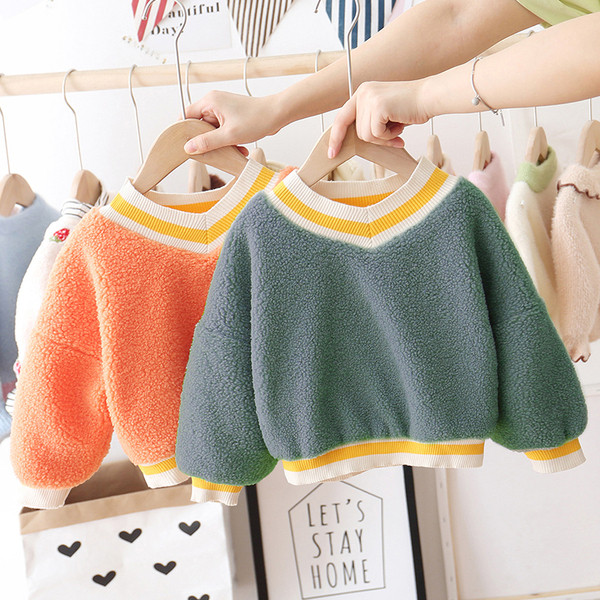 Dječji puhasti pulover za djevojčice i dječake sa špic kragnom