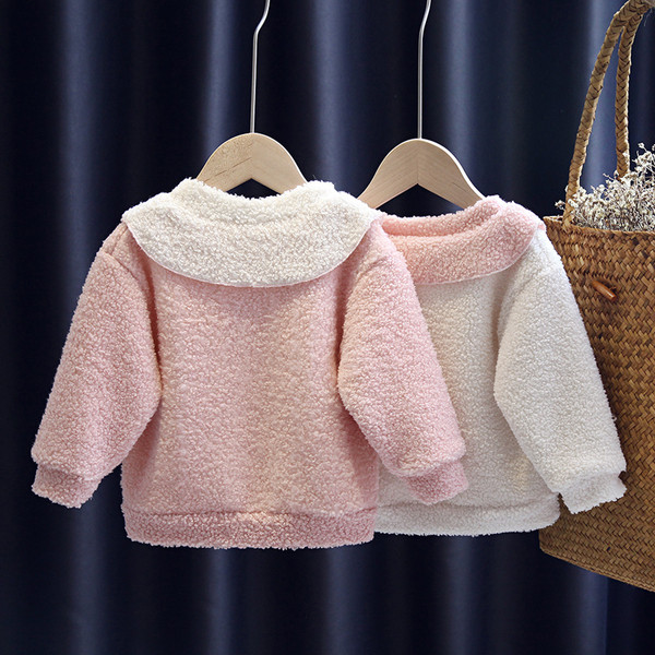 Moderan dječji pulover za djevojčice s trakom i 3D elementima