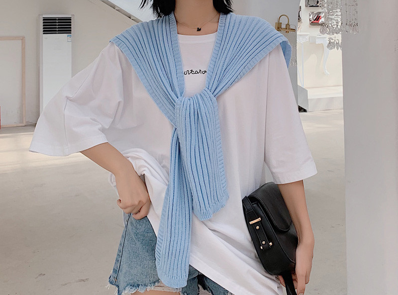 Ležerni pleteni ženski šal