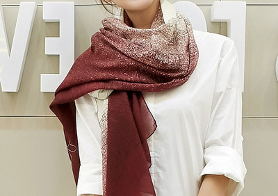 Svileni ženski šal u boji-više modela