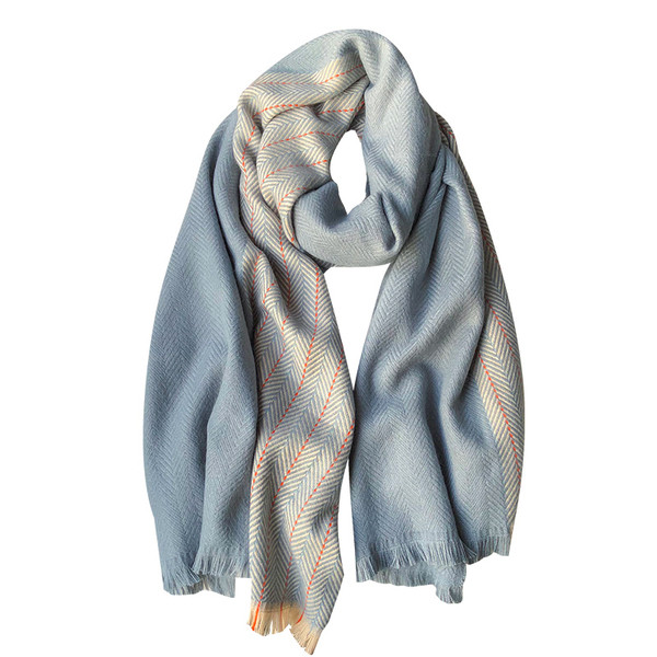 Moteriškas laisvalaikio ilgas šalikas su kutais