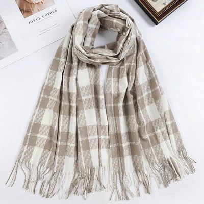 Novi model ženske karirane marame sa resama