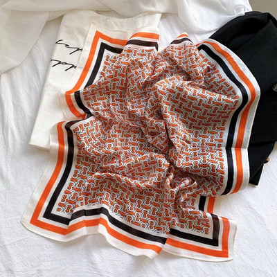 Šareni tanki ženski šal