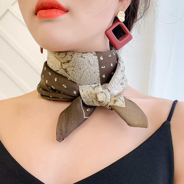 Naiste siidist sall - õhuke