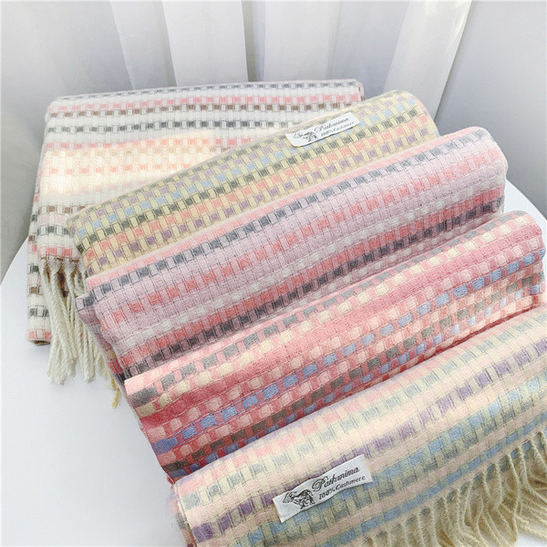 Ženski zimski šal s resama i raznim uzorcima